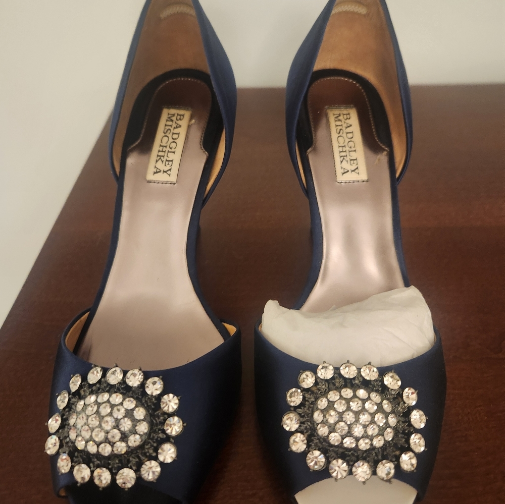 Badgley Mischka lacie pumps